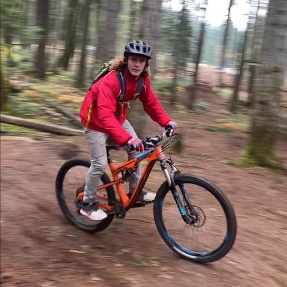 Meet your Posher, Breydan - Picture 1 of 1